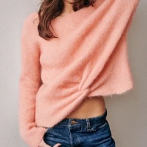 Sezane Zebulon Peach Front Twist Mohair Jumper